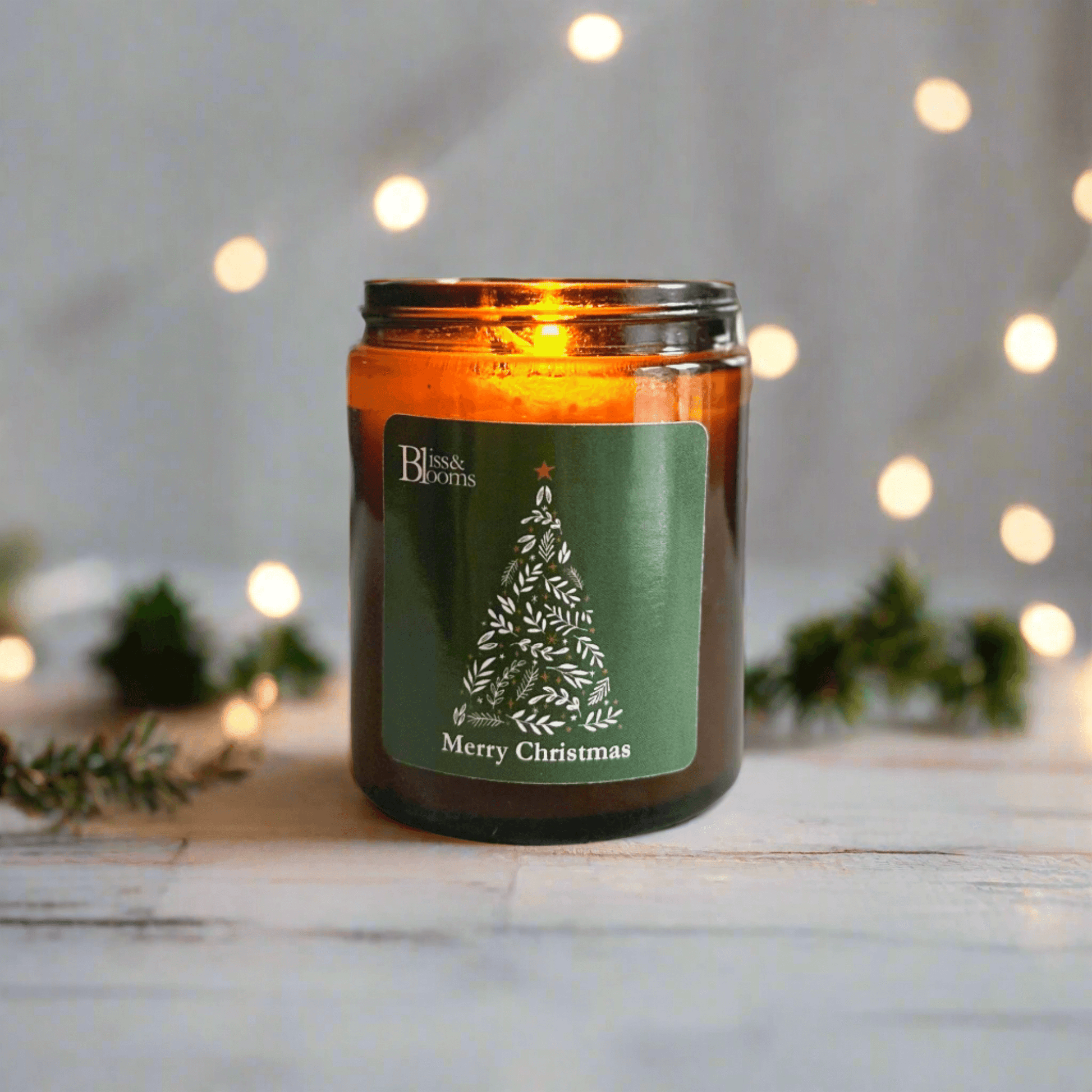 Indulge in the festive spirit with a Christmas-inspired candle. With fragrant delights that capture the essence of the season, transforming your space into a winter wonderland. With a choice of festive scents from the unmistakable aroma of fresh cut Chris